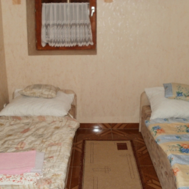 Apartmanház